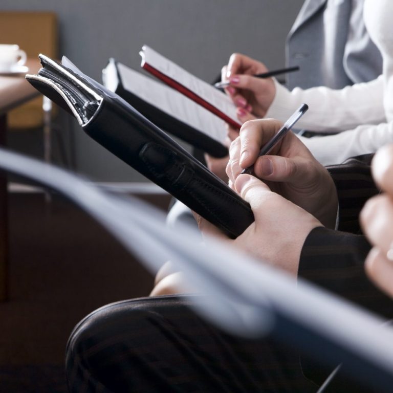 Asesoría inmobiliaria personalizada en Sevilla, expertos en inversión y compraventa